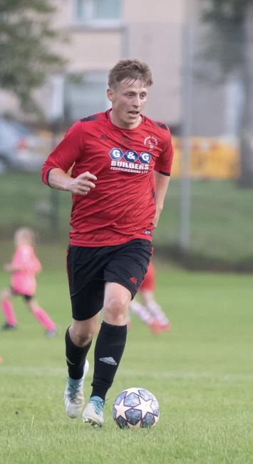 Sean Edmundson scored twice for Pennar